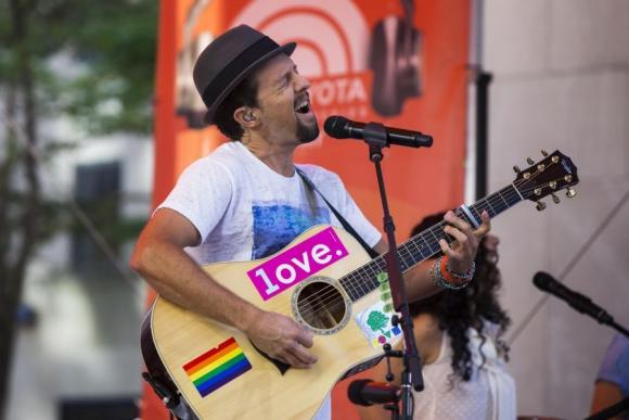 Jason Mraz at McMenamin's Edgefield Concerts